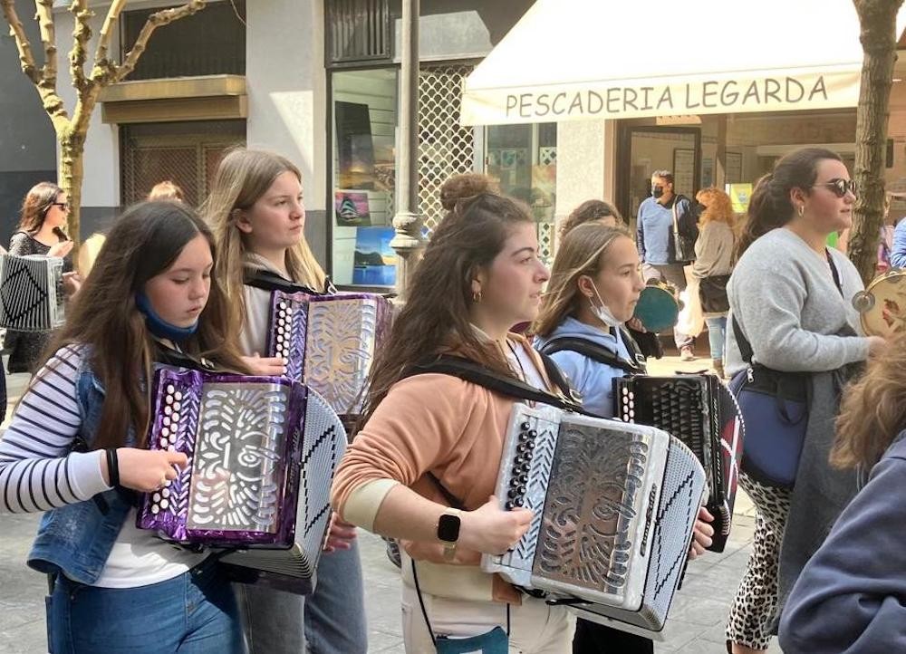 Udaberriko Jaiak herri guztira zabalduko du musika