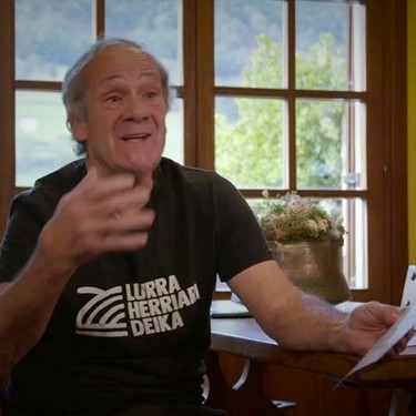 'Txillarreko sukaldaria' dokumentala eta solasaldia