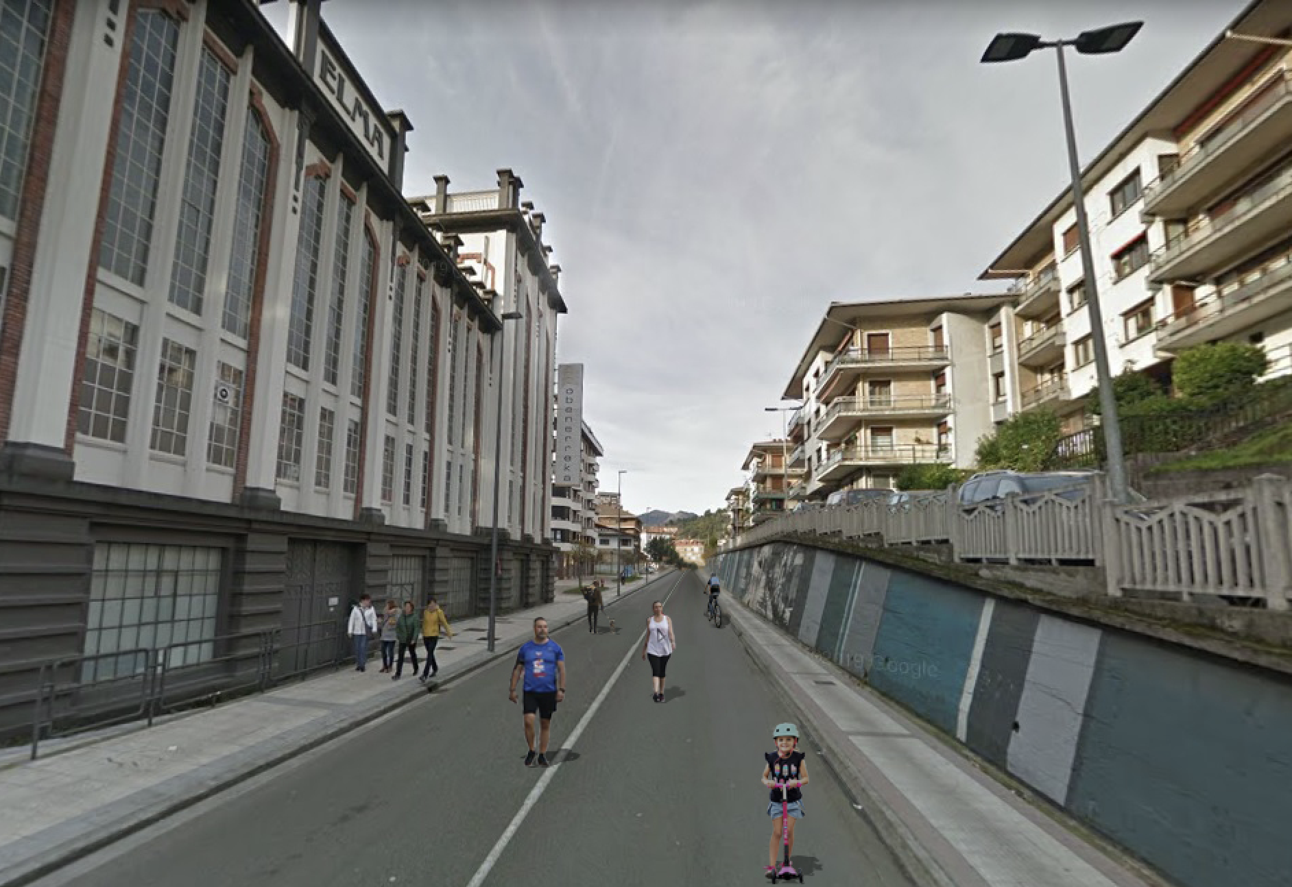 Kale batzuetan trafikoa kentzea probatu nahi du EH Bilduk, "oinezkoentzat espazioa irabazteko"