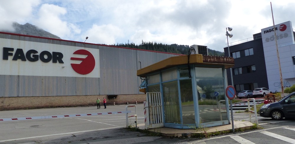 CNA taldeak gaur aurkeztu du enplegua suntsitzeko espedientea 