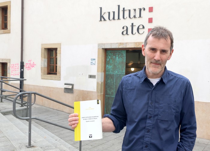 Jon Diaz Egurbide: "Euskal Berpizkundearen oinarri nagusia izan zen Jokin Zaitegi, Pizkunde garaikoa izan arren"