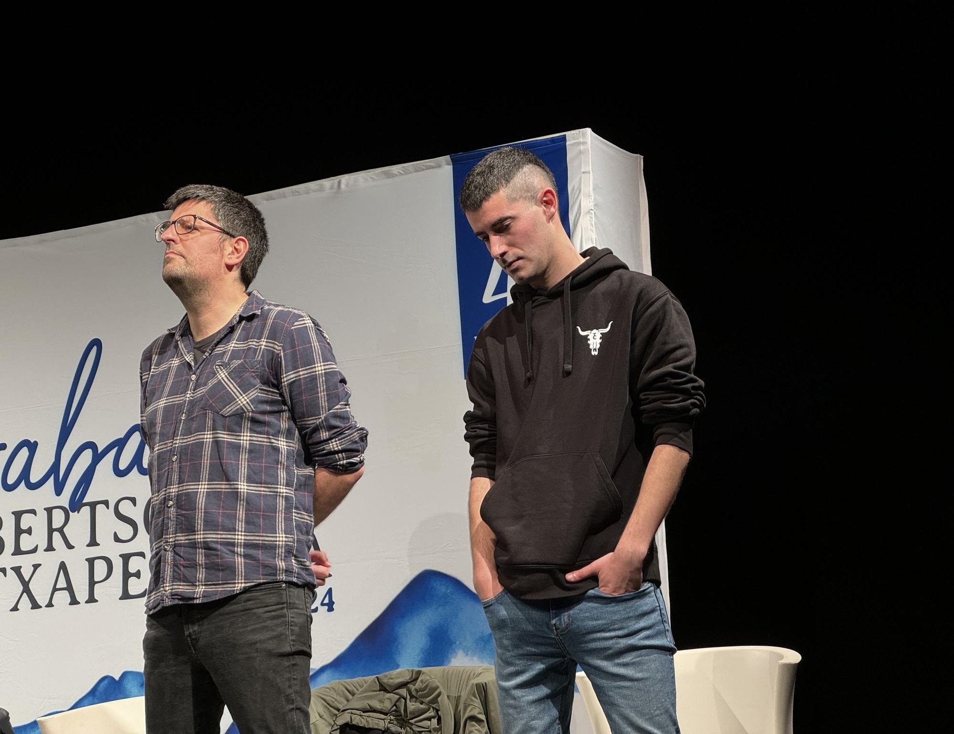 Agirrek finalerako txartela lortu du eta bigarren sailkatu da Abarrategi lehen finalerdian