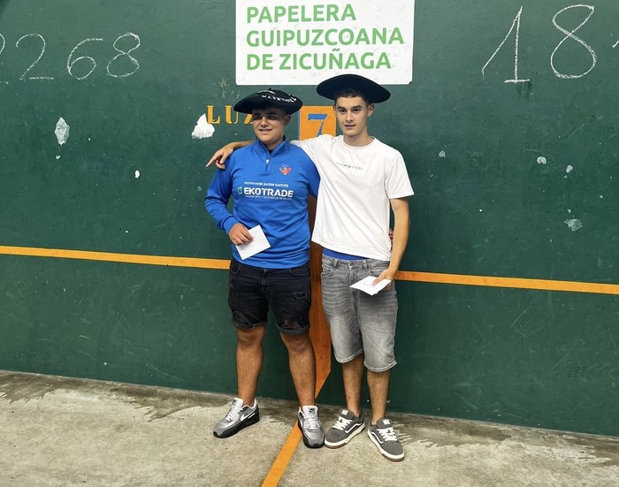 Gonzalez, Iparragirrerekin batera, txapelduna Hernanin