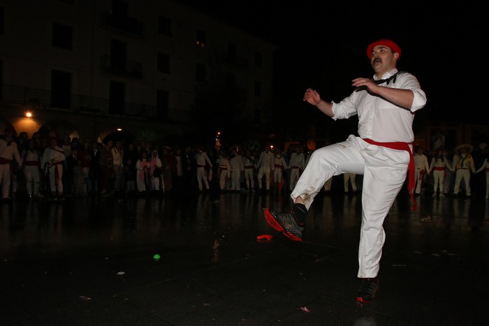 Aretxabaletako kintoen azken dantza saioa - 81