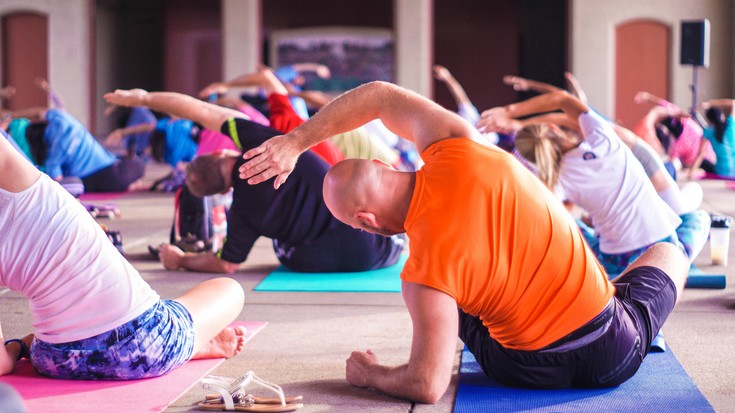 Kore-stretcha eta yoga lantzeko ate irekiak, Zubikoan