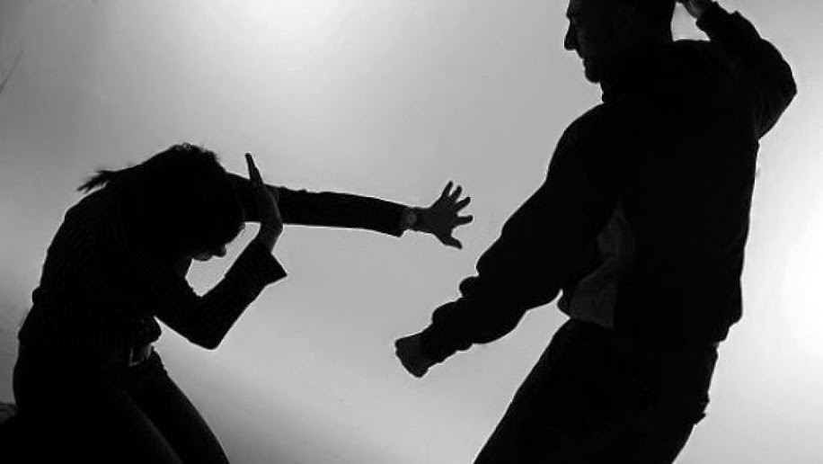 2017an hamabi salaketa indarkeria matxistagatik