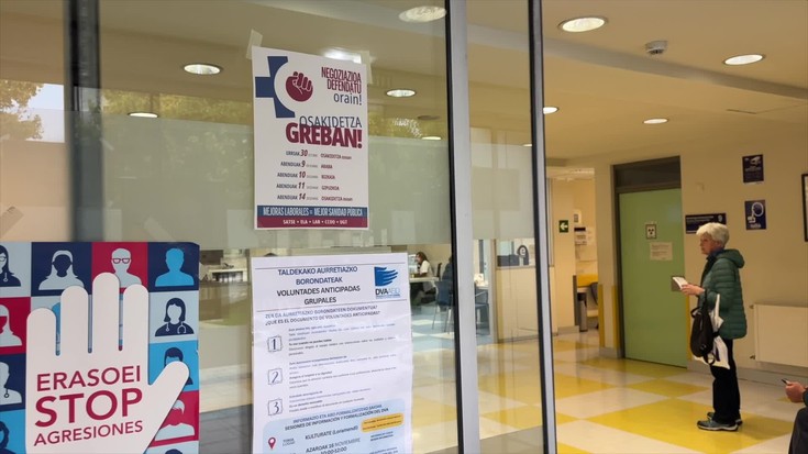 Lan-baldintzak hobetzeko eskatzeko, greba egiten dabiltza gaur Osakidetzan