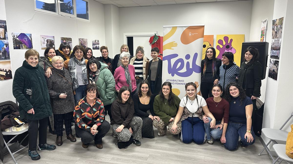 Zabaldu ditu ateak TRIL Atxabaltako Txoko Feministak