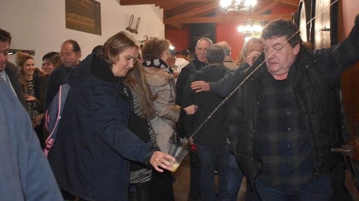 Gaur hasiko da Gipuzkoako txotx denboraldia, autobusen kudeaketa berriarekin