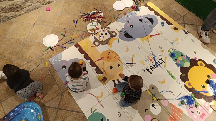 Tipi-taparen tailer sentsorialean, zentzumenekin esperimentatu dute