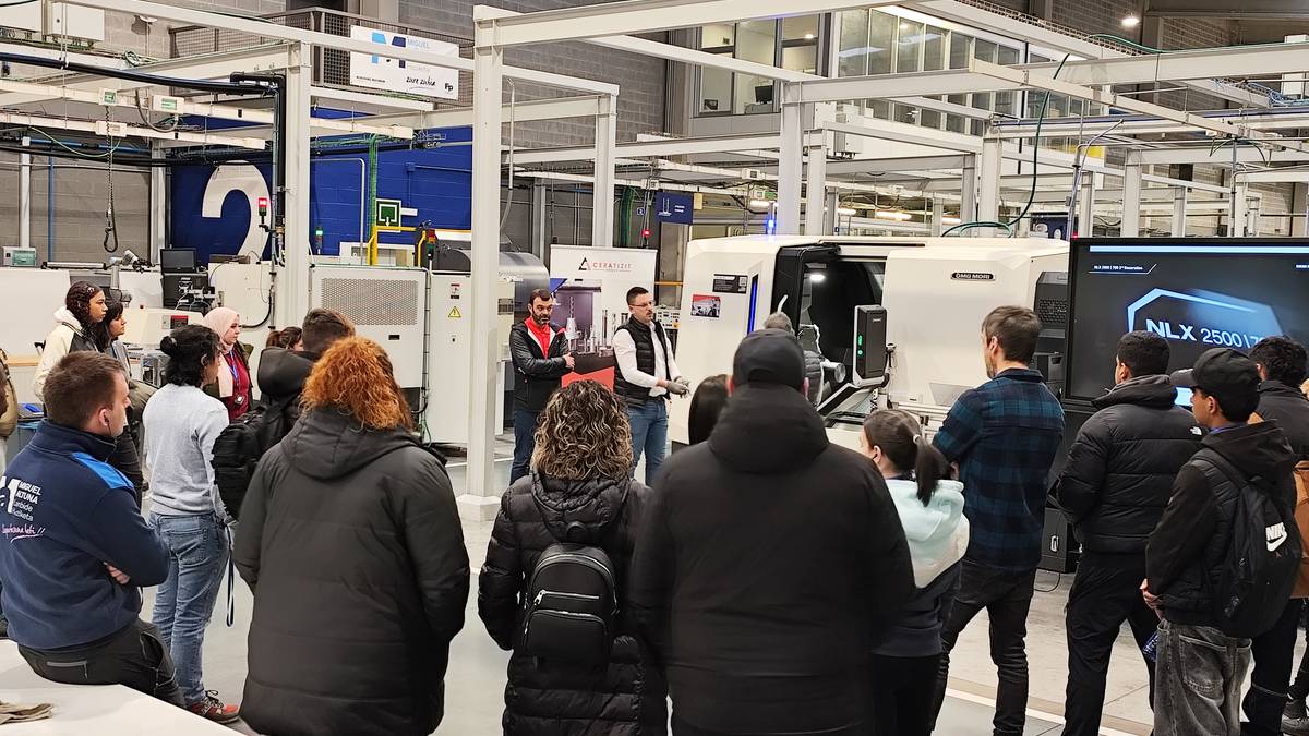 DMG MORI NLX 2500 2nd Generation mekanizaziorako makina berria Miguel Altuna Lanbide Heziketan aurkeztu da