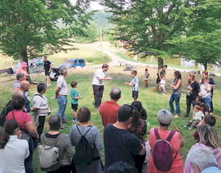 Asentziok "berrantolaketa behar du", eta ekarpenak jaso gura ditu Udalak
