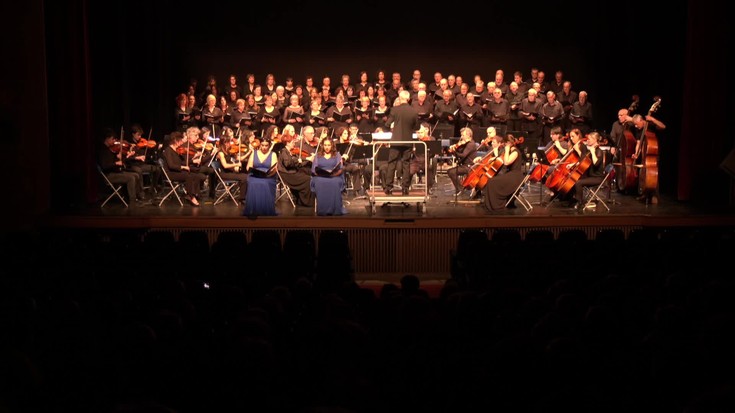 Arrasate Musikaleko orkestra eta Goikobalu abesbatza, elkarrekin