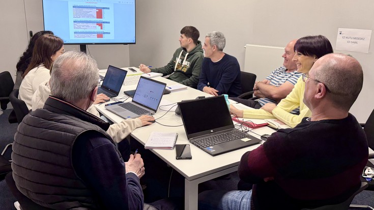 Etxebizitza Mahaia eratu du Bergarako Udalak