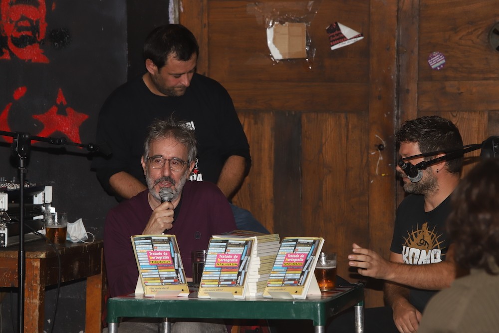 80ko hamarkadako rock izarra izatetik, gerrilla ortografikoko kide izatera
