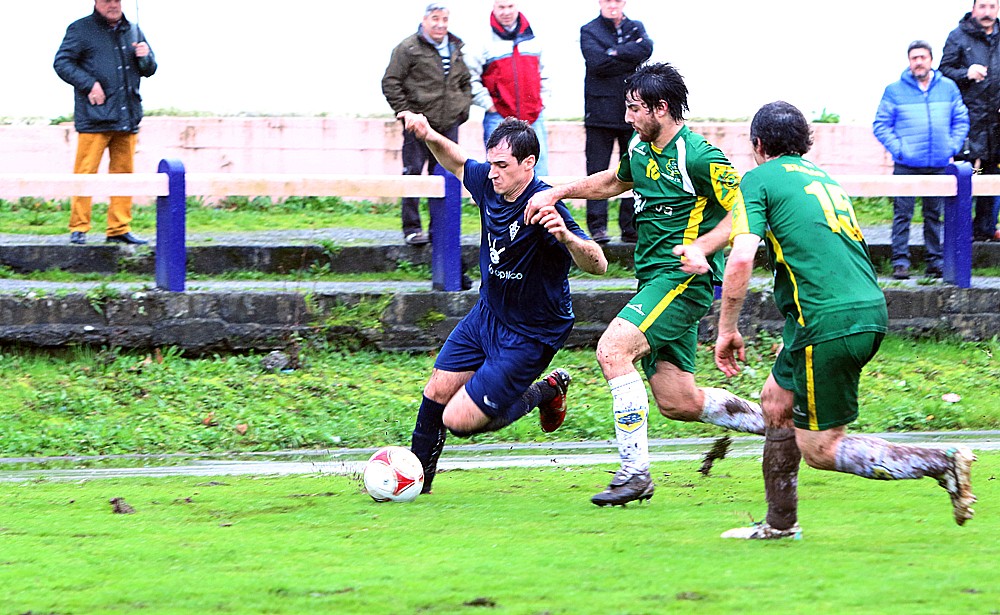 Berdinketa justua lortu du Bergarak lider moduan heldu den Berioren aurka (2-2)
