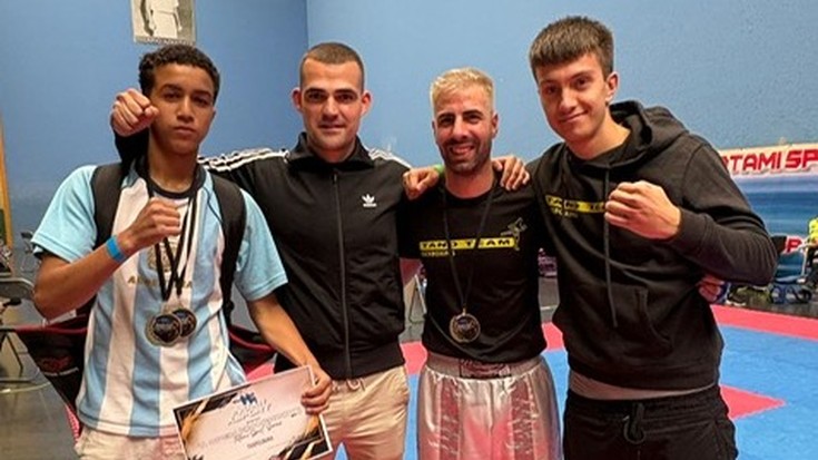 Elorrioko Kickboxing txapelketan, Arrasatekoak podiumean