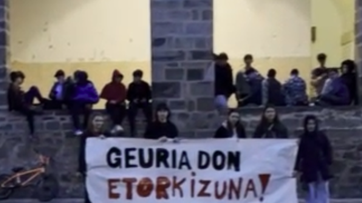 Martxoak 8: kontzentrazioa