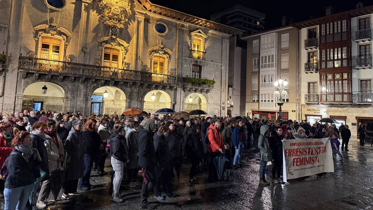 Indarkeria matxistaren aurrean aldarriz bete dira bailarako herriak