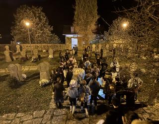 Beldurrez eta misterioz beteko dira kaleak, biharko Gau Beltzean