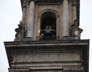Txantxikuaren jaitsiera iruditan