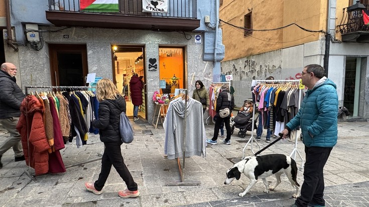 Ibai-Arte elkarteko dendarien eskutik, mauka handien asteburua Arrasaten