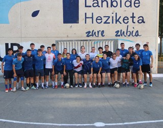Seminarixoko patioa futbol zelai izango da, egun batez, Semi Cup areto futbol lehian