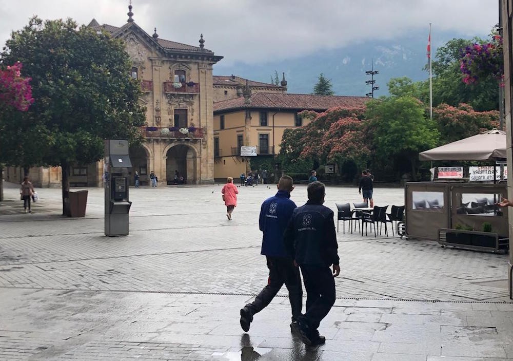 Bost positibo baieztatu dira hiru egunetan eta ez dago "herri gorririk" bailaran