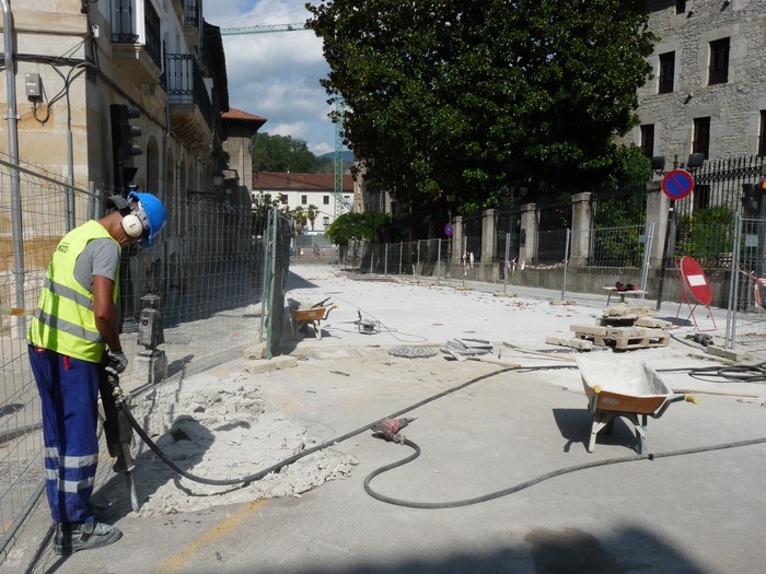 Obrak egiterakoan bide publikoa erabiltzeko ordenantza berria onartu du Bergarako Udalak