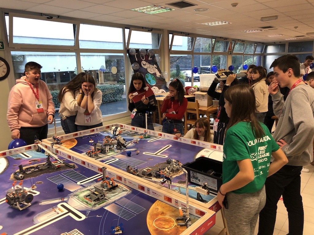 Martxan da First Lego League, ozeanoak esploratzea erronkatzat hartuta