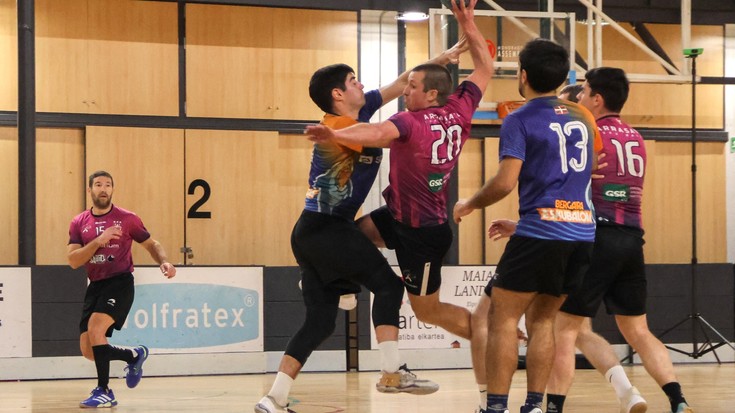 "Bai edo bai" irabazi beharreko partidua asteburuan Arrasate Eskubaloi taldearentzat