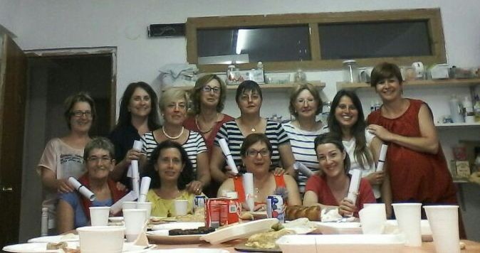 Emasan elkartekoen joskintza ikastaroaren diploma banaketa "sinbolikoa"