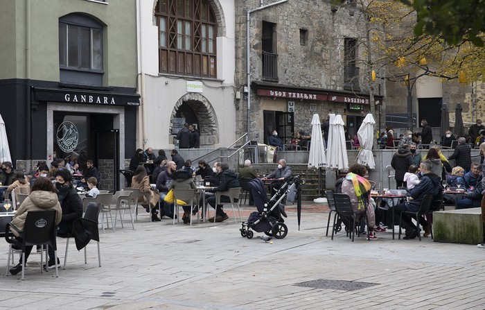 Bergarako ostalariek toldoak jartzeko baimena dute urtarrilaren 7ra arte