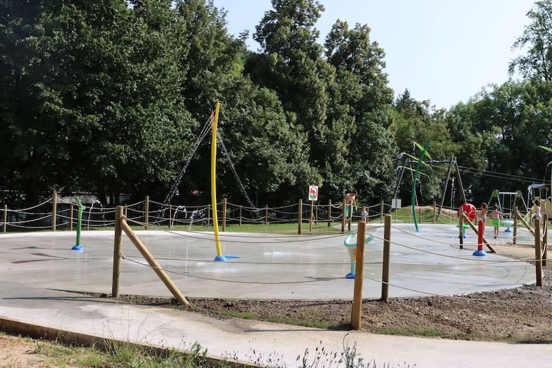 Labegaraietako ur txorroten parkea, beroari aurre egiteko prest