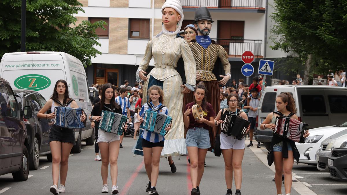 Txorimaloak eta rock kontzertuak, bihar Errekaldeko jaietan