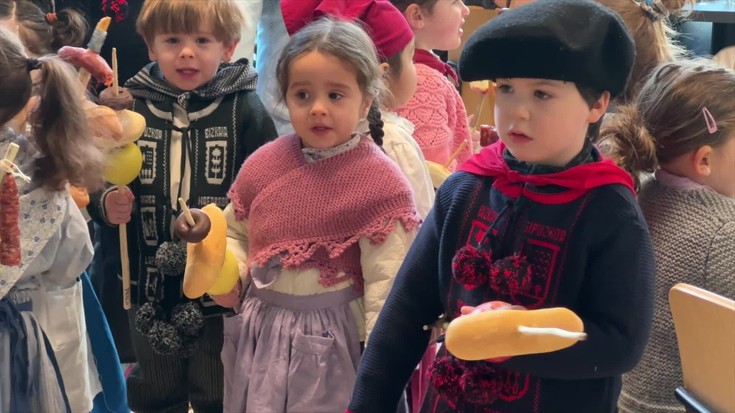 Eguen Gizenean Urdelardero Eguna ospatuta hasi dituzte haurrek Aratuste jaiak