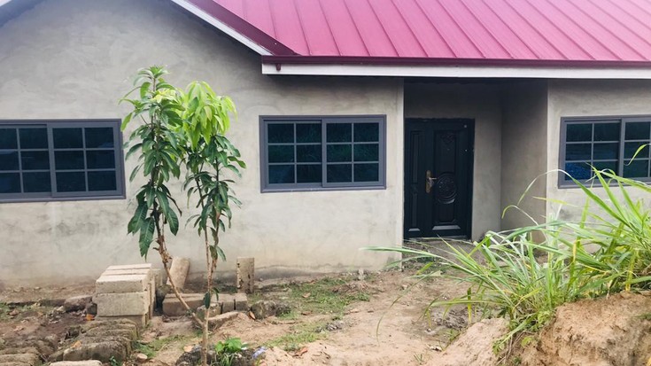 Ghanara urte hasieran eramango dituzte plakak