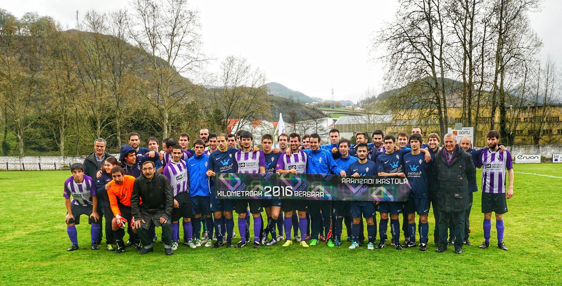 Bergarak eta Mondrak Kilometroak 2016rekin bat