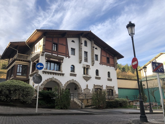 Olaran etxeko ateak herritarrei zabalduko dizkiete bihar