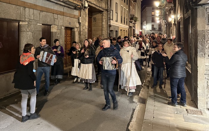 Bergararrak kantuan irtengo dira kalera Santa Ageda bezperan