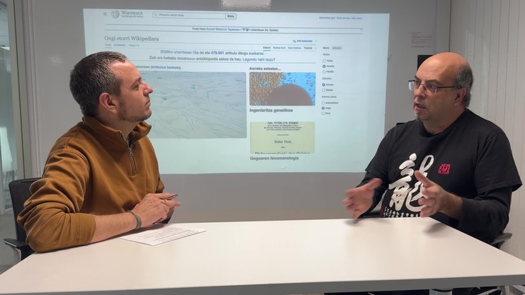 25 urte bete ditu Wikipediak