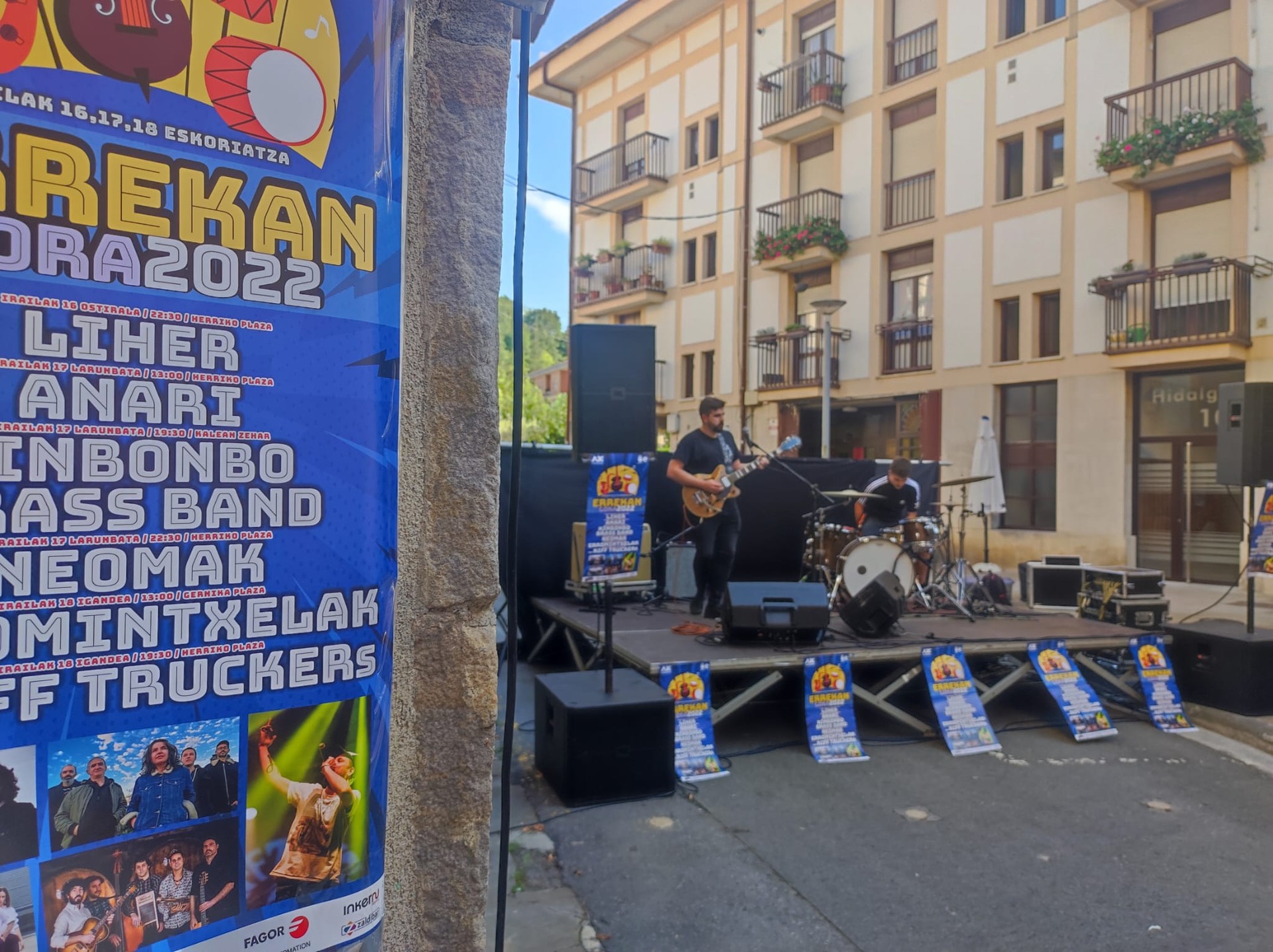 Korronteari aurre egiteko moduko kultura eskaintza Errekan Gora jaialdian