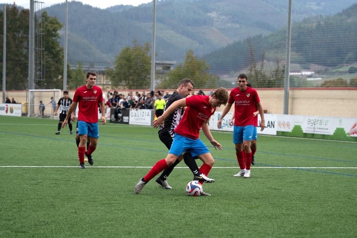 Borobila izan da lehen itzulia