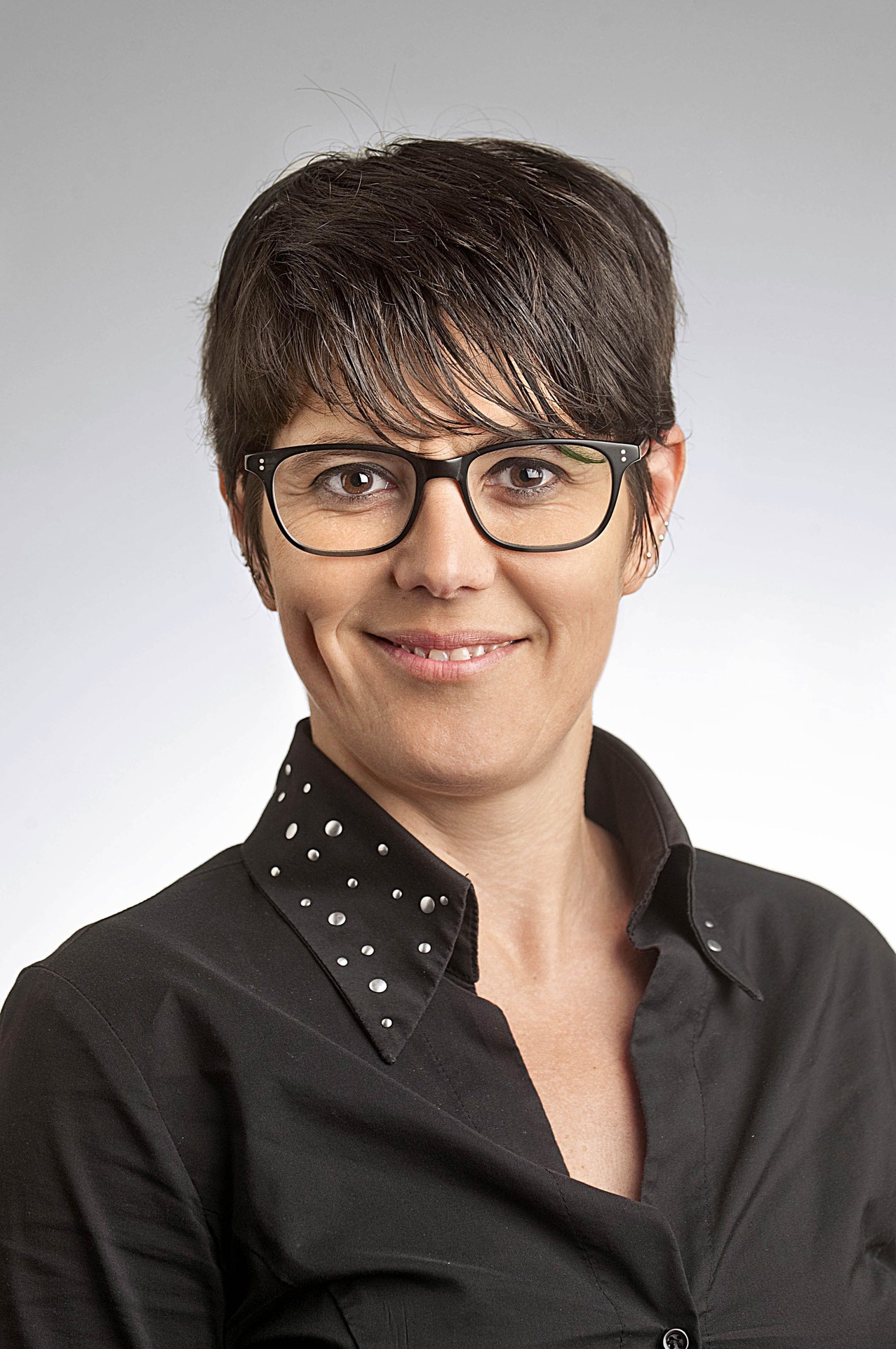 Marijo Deogracias antzuolarra Nafarroako Gobernuaren Hezkuntza Departamentuko kabinete buru
