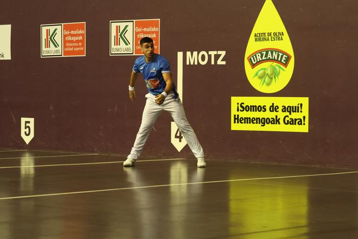 Muruak Uarkapen jokatuko du Binakako Txapelketako lehen partidua