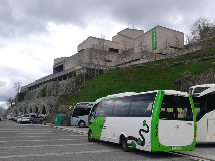 Ordu-erdiro egongo da autobusa Arantzazura astelehenean