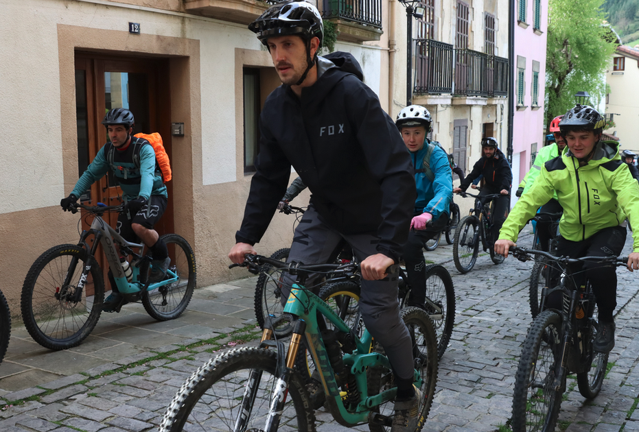 Gaztetxoendako ere egongo da enduro martxa bihar Elgetan