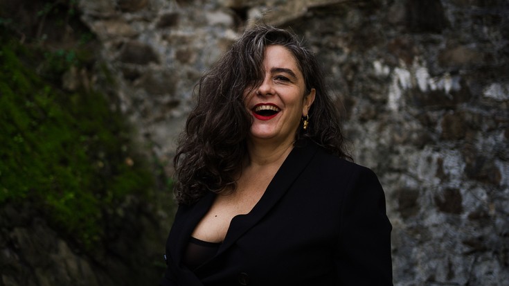 Irantzu Varela: "Dibertigarriagoa da pertsonaiatik kontatzea"