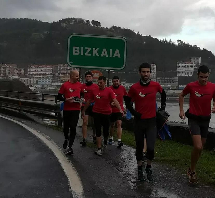 Lasterbidean antolatzeko testigua Ondarruri pasa dio Oñatik