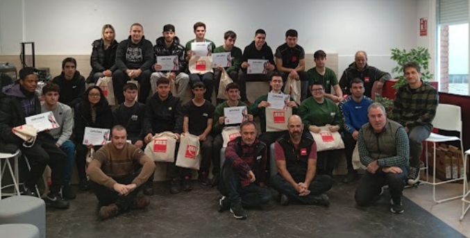 20 ikasleri aitortza, Dual Aurreratuan egindako lan bikainagatik